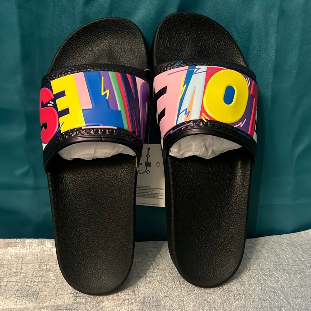 Adidas men flip flop